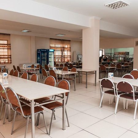 Gym Inn Tasken Kültér fotó