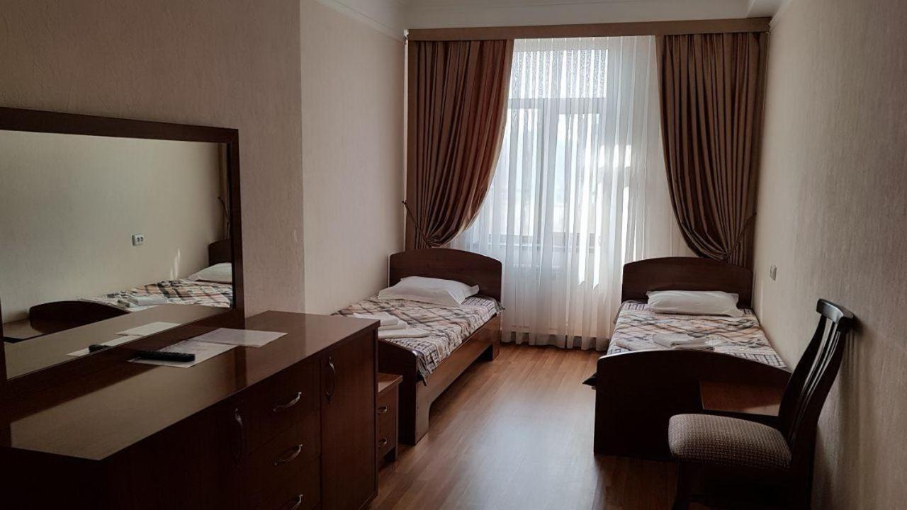 Gym Inn Tasken Kültér fotó